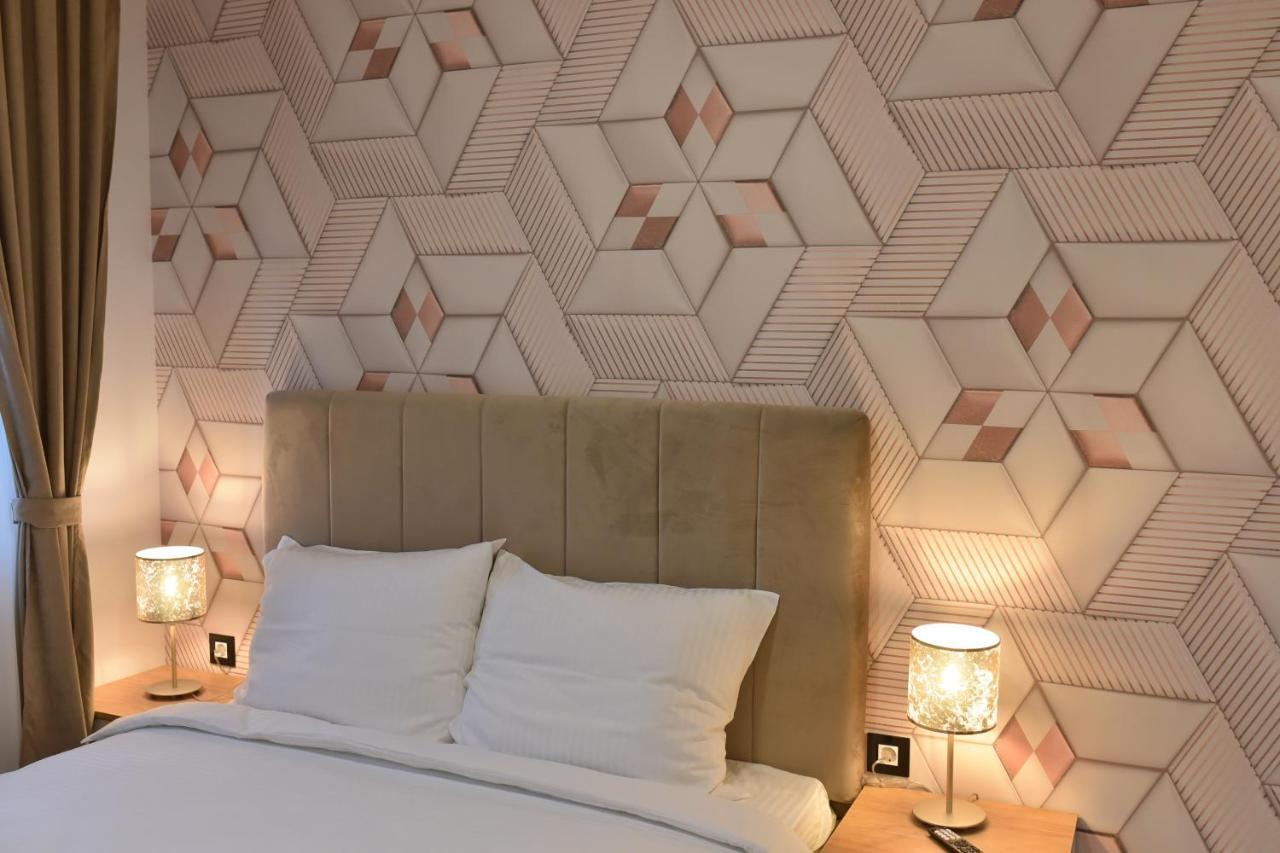 Divine Lux Apartment *